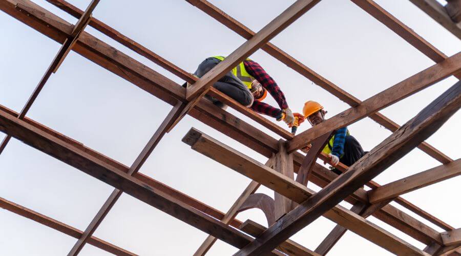 Professional gutter cleaning services in Mariposa, CA